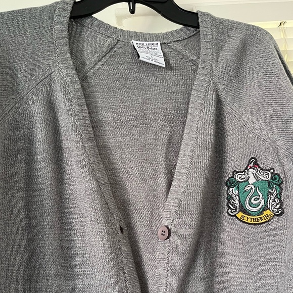 **sold elsewhere** Grey and Green Harry Potter Slytherin Cardigan, size large - Picture 2 of 8